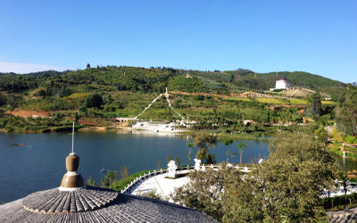 昆明青龙园销售电话：18313771138