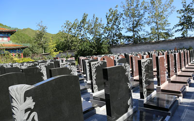 购买墓地前要了解的几个方面