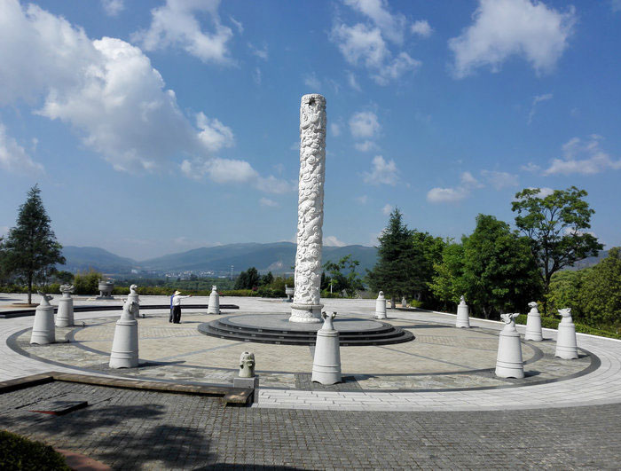 昆明市销量第一公墓——昆明青龙艺术陵园