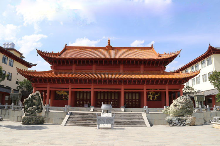 昆明青龙园公墓价格