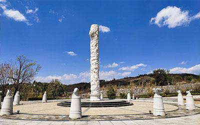 昆明金陵公墓的地形选择有哪些风水讲究?