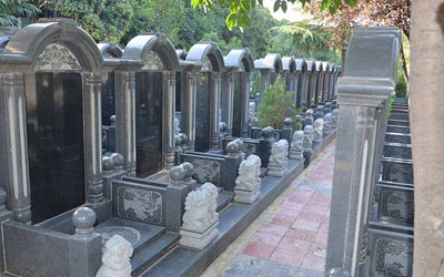 如何给未过世的老人选择寿穴,有哪些墓地风水讲究