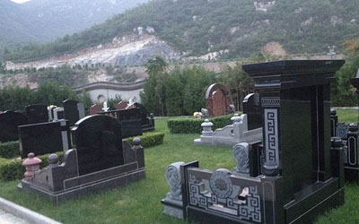 选墓地对地形有什么讲究吗,选择什么地形的公墓好