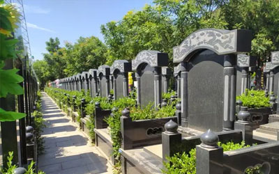 为去世亲人选择陵园应该注意哪些