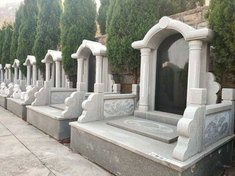 落实节地生态安葬政策 落实节地生态安葬政策