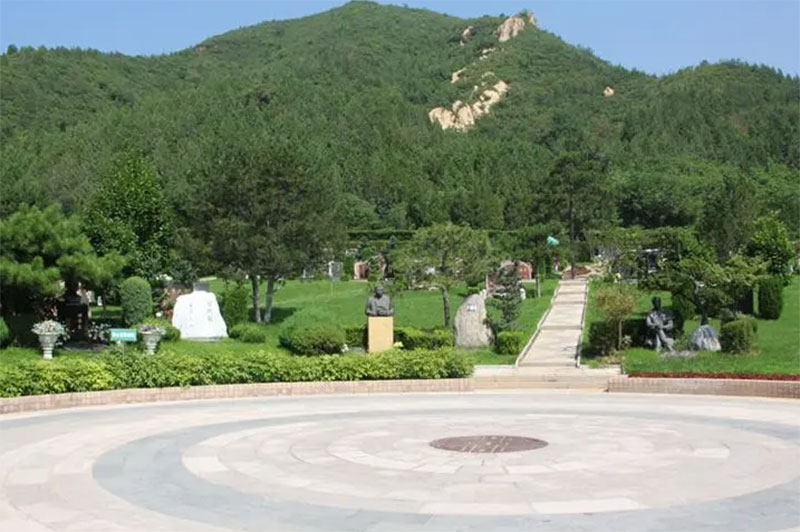 国务院证照分离改革要求,经营性公墓审批权限下放至设区的市级民政部门 国务院证照分离改革要求,经营性公墓审批权限下放至设区的市级民政部门