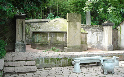 多数省份现有墓穴只够使用6年 专家：