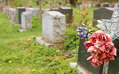 殡葬制度由土葬改为火葬，北大教授：把人当垃圾，为何这么说？