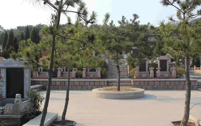 从长远角度考虑，高价墓地真的值得买吗