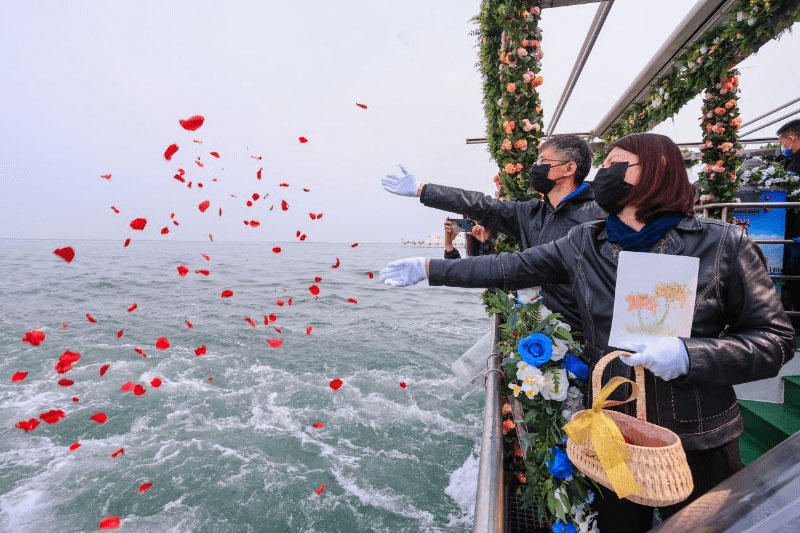 2023年京津冀骨灰撒海活动在天津渤海湾举行 2023年京津冀骨灰撒海活动在天津渤海湾举行