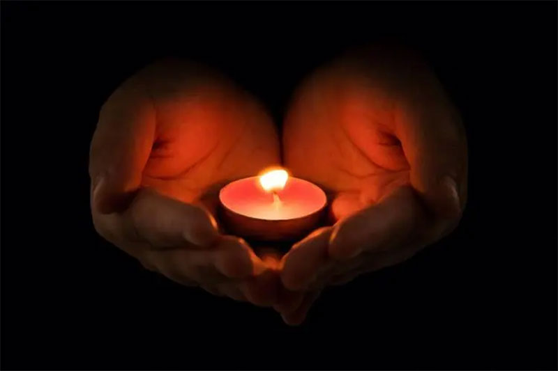 改善墓地风水,让逝去的亲人安息 改善墓地风水,让逝去的亲人安息