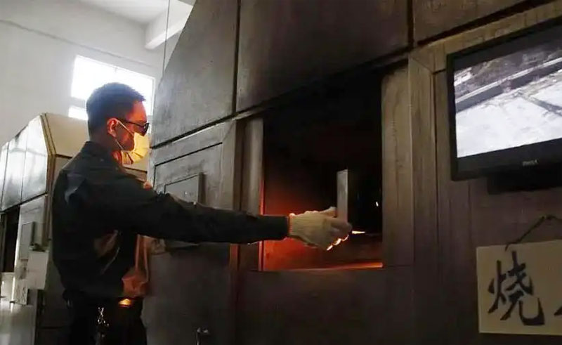 火葬要花多少钱,有人斥资十几万,普通人还能烧得起吗 火葬要花多少钱,有人斥资十几万,普通人还能烧得起吗