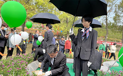 殡葬行业转型，墓地价格大降，年轻人偏爱低成本祭奠