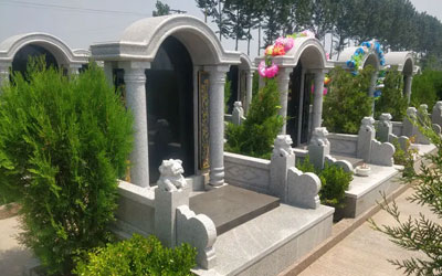 挑选一个风水好的公墓陵园需要考虑什么