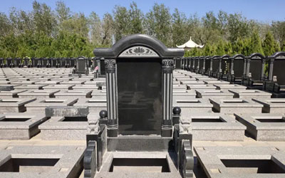 墓地在公墓陵园的中轴线上好吗,选择哪个位置风水好