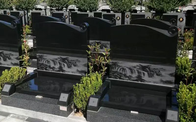 在选择昆明公墓和陵园时两者有什么区别