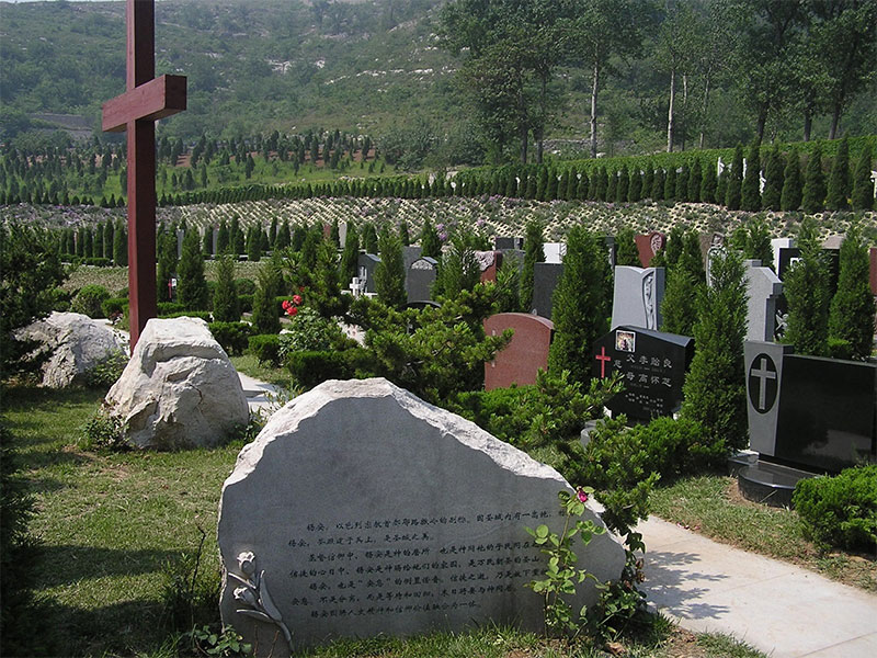 昆明陵园有哪些,应该如何选择公墓 昆明陵园有哪些,应该如何选择公墓