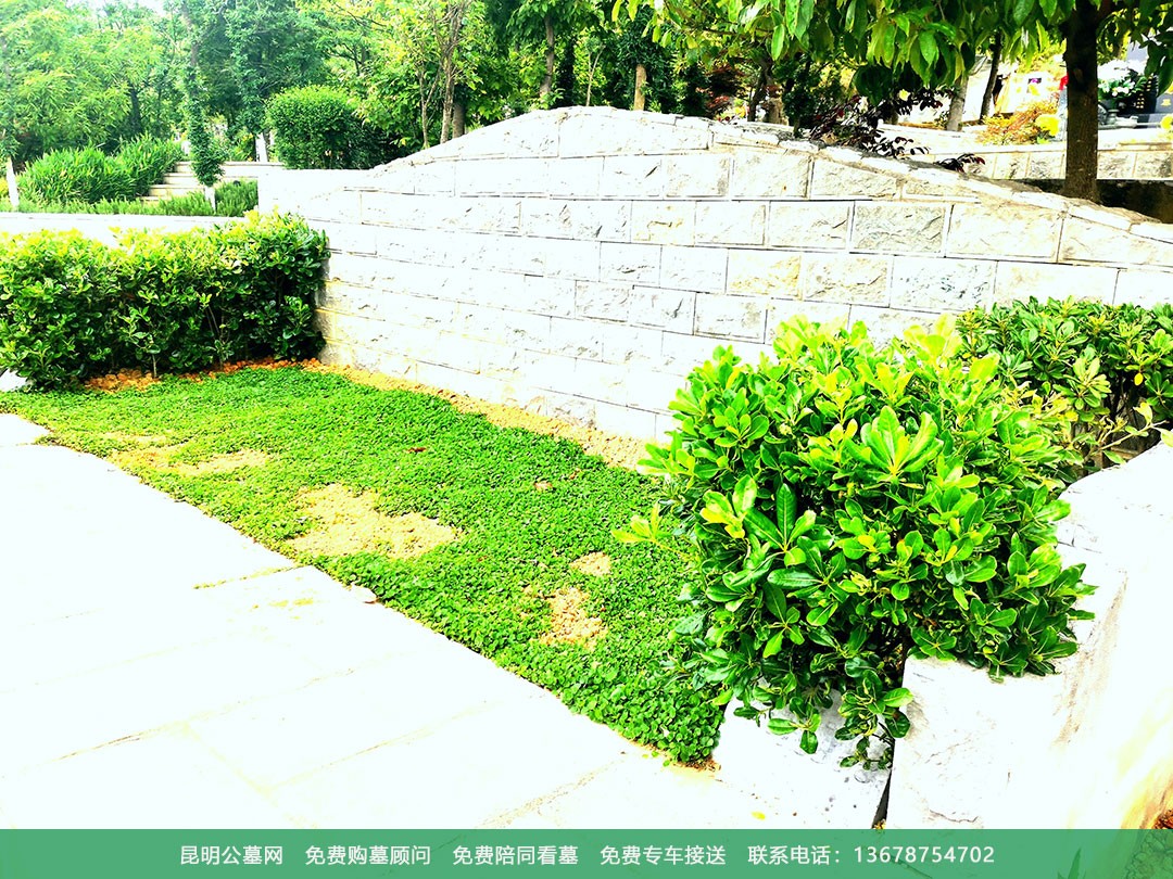 昆明青龙园艺术墓类型展示 昆明青龙园公墓环境展示