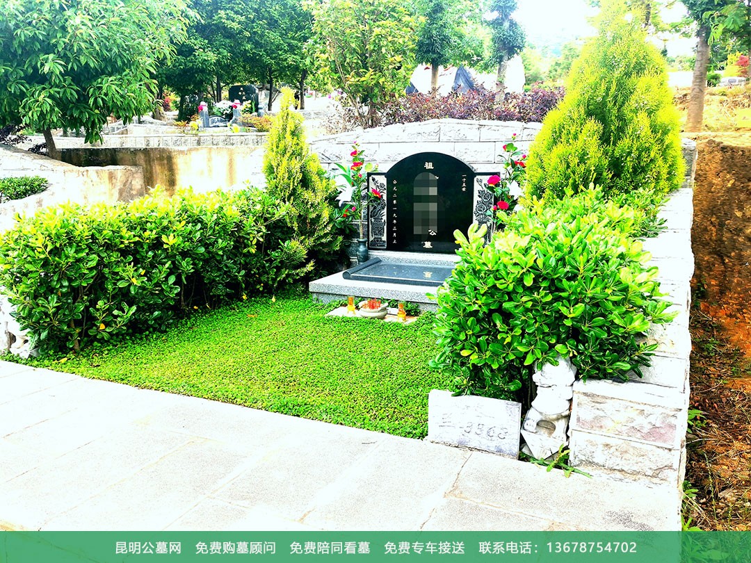 昆明青龙园艺术墓类型展示 昆明青龙园公墓环境展示
