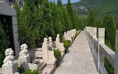 昆明挑选墓地的注意事项