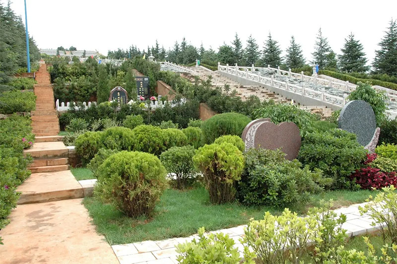 祖孙三代人属相相同怎么选墓 祖孙三代人属相相同怎么选墓