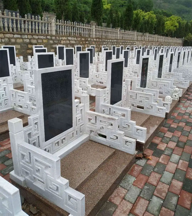 昆明公墓朝向哪里的好