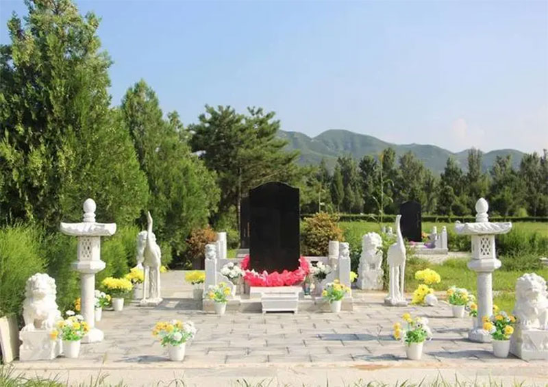 昆明墓地哪个朝向好