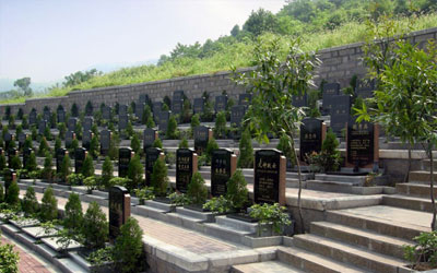 好的风水墓地要如何选择