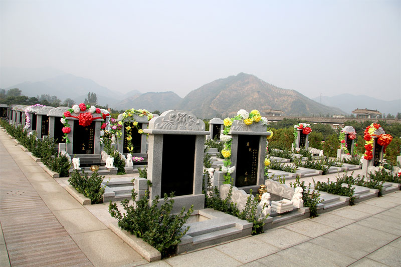 买墓地需知：十个必须要考虑的因素