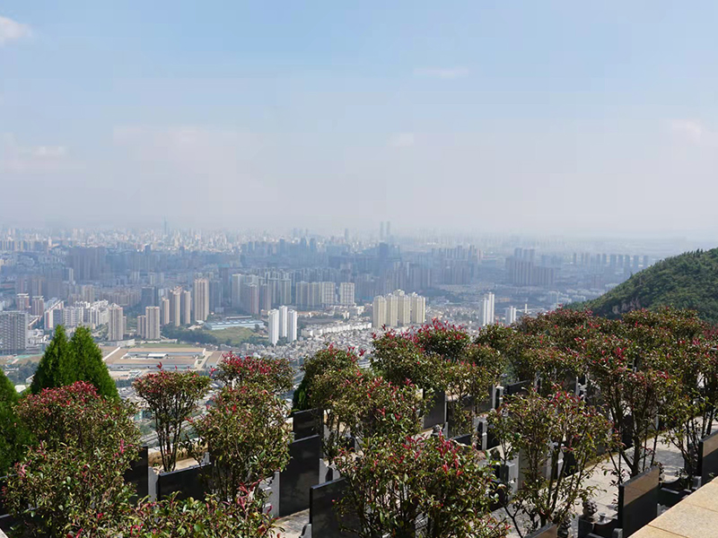 昆明玉案山公墓