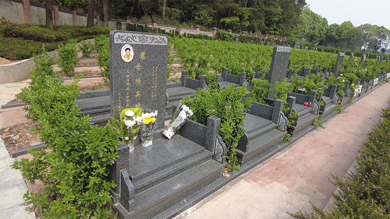 买墓地必须注意什么