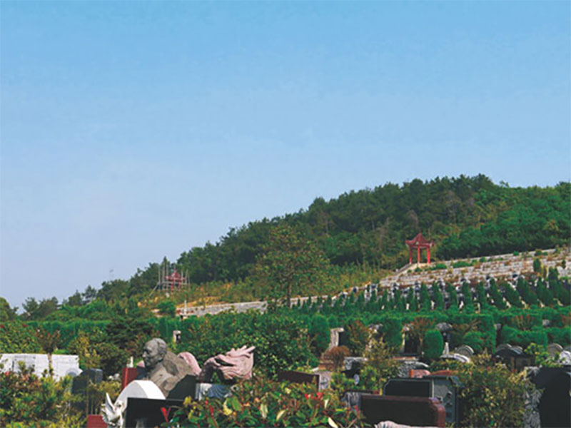 在昆明如何选择墓地风水?昆明的哪所墓地的风水比较好？