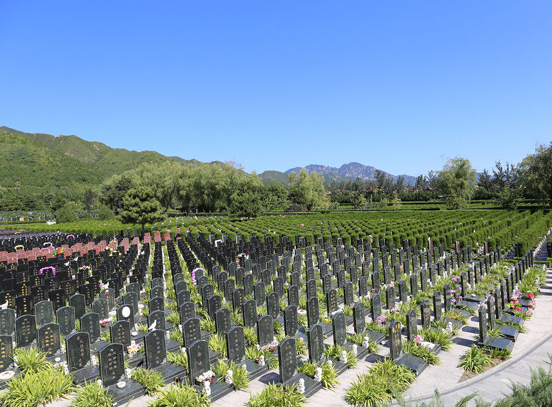 为亲人在昆明选择墓地符合哪些条件的陵园公墓好