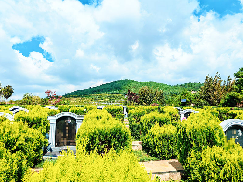 昆明选择墓地的方法和技巧