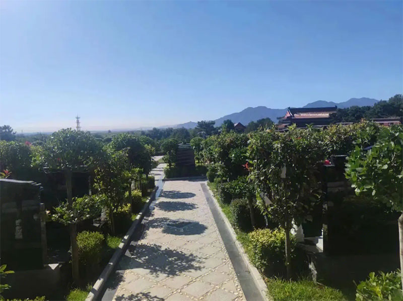 谈谈公墓陵园风水地的选择