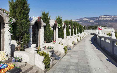 墓地的位置要如何选择？什么位置比较好？