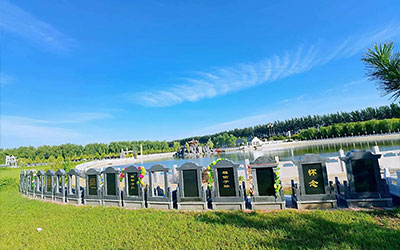 陵园墓地的风水学位置上选择有哪些技巧和方法？