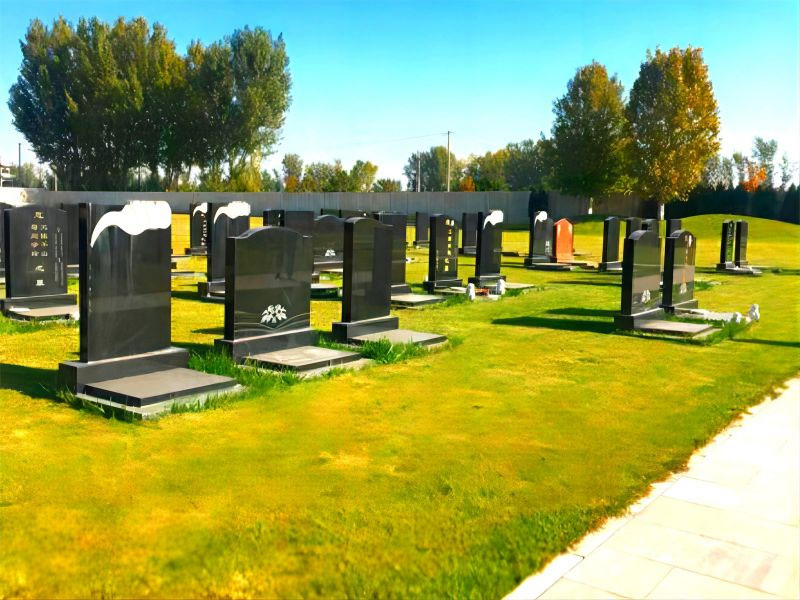 昆明公墓位置选中间位置呢?还是两边位置好呢? 昆明公墓位置选中间位置呢?还是两边位置好呢?