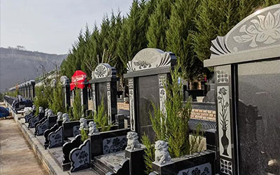 如何选择公墓园中的吉穴？