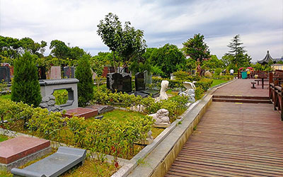 选墓地的合适方位有哪些？