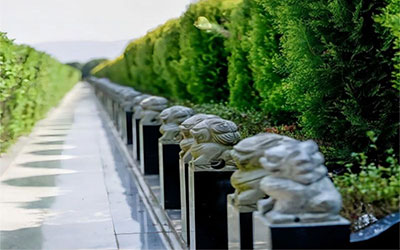 如何区分昆明陵园山水的好坏