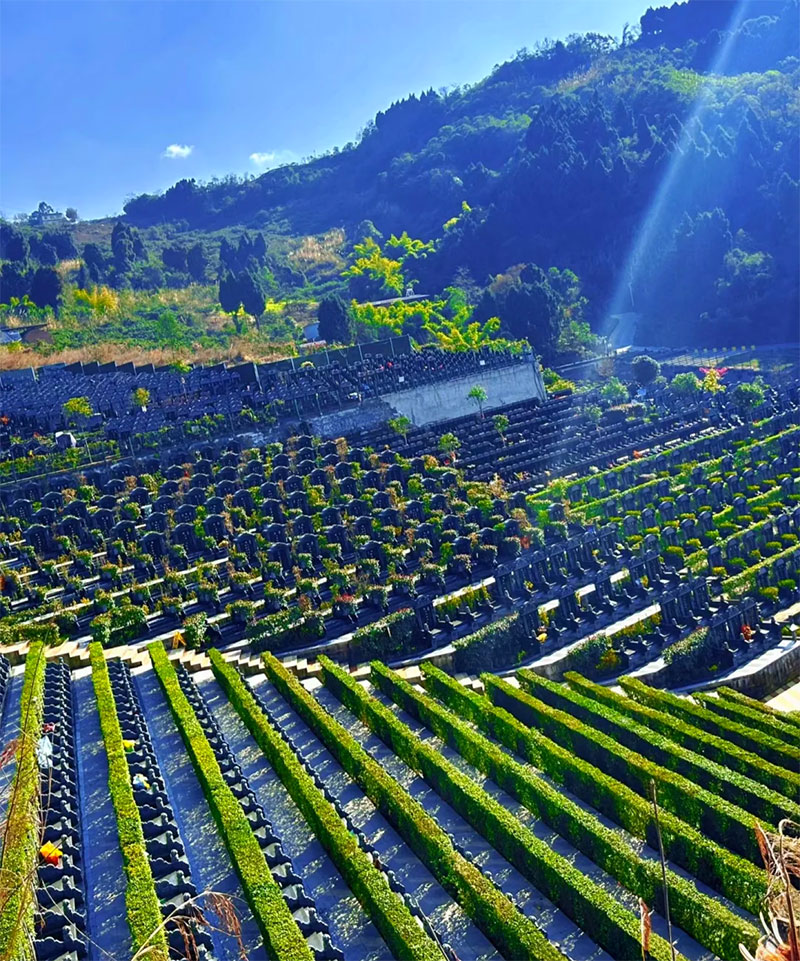 在昆明墓地里如何选择墓位号 在昆明墓地里如何选择墓位号