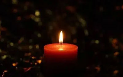 对于刚刚去世的人是什么时刻大脑失去意识的？