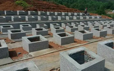 农村公益性墓地的使用权在什么情况下消失