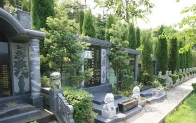 选择墓地的要点