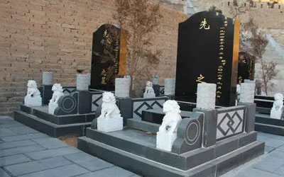 有着不同信仰的人适合葬在一起吗？