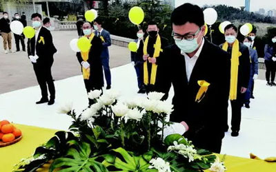 扫墓等场合怎样的穿着才得体呢？