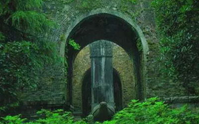 公墓信息网告诉你墓葬是怎样发展和形成的？