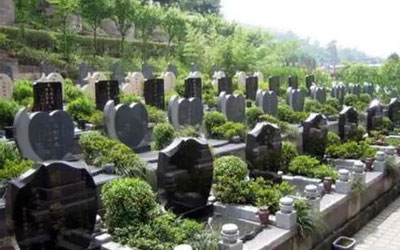 在昆明墓地破土开坟需要注意什么