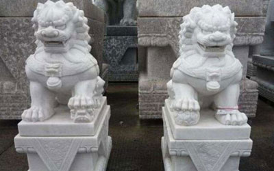墓地石狮子摆放禁忌及注意事项